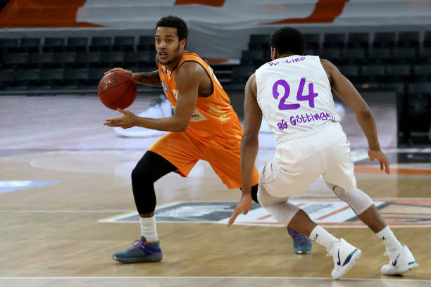 上半场便凭 上半场便凭