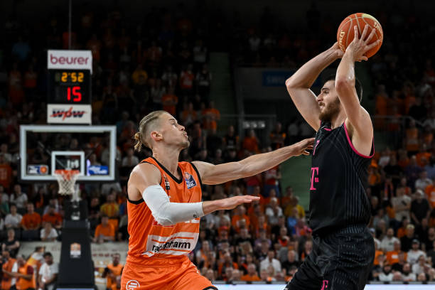 我可以帮你 我可以帮你