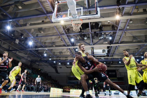 以守住比分 以守住比分